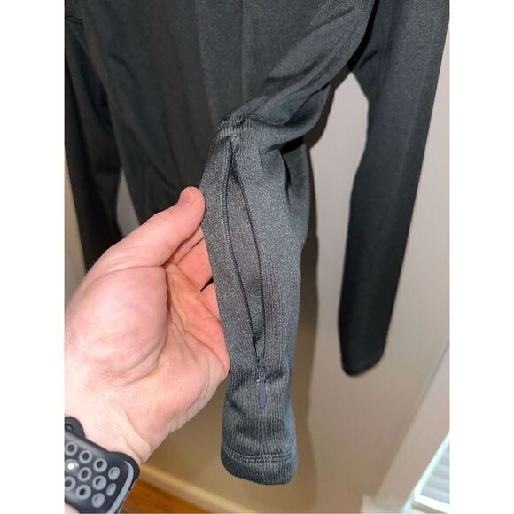 Rhone Large Grey 1/4 Quarter Zip Commuter Performance Pullover - Picture 5 of 5